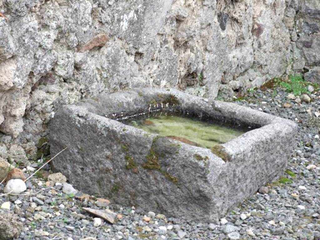 VII.1.31 Pompeii.  Repair Shop or Blacksmith.  December 2007.  Water basin or trough.