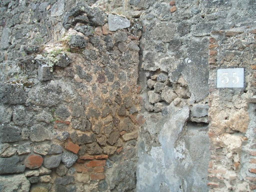 VII.1.35 Pompeii. May 2005. Entrance and latrine to right of doorway.

According to Della Corte, graffiti found between VII.1.35 and VII.1.36, on the right, were

Caesius  Anulinus    [CIL IV 1738] 

A(ulo) Suettio Vero feliciter    [CIL IV 3068]

See Della Corte, M., 1965.  Case ed Abitanti di Pompei. Napoli: Fausto Fiorentino. (p.181 and 188)

