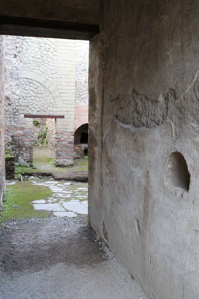 VII.1.47 Pompeii. May 2017. North wall of room on west side of atrium. Photo courtesy of Buzz Ferebee.
