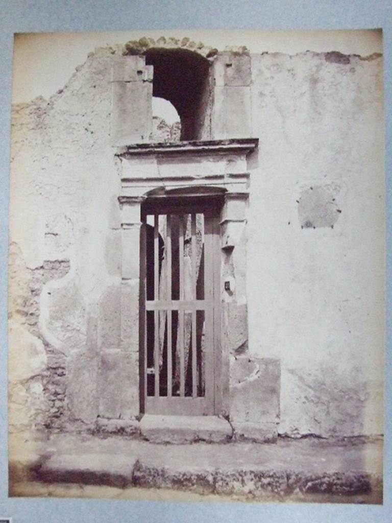 VII.1.48 Pompeii. Small doorway of Stabian Baths. Old undated photograph. Courtesy of Society of Antiquaries. Fox Collection.