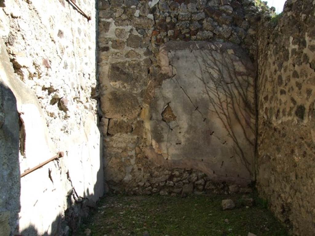 VII.2.16 Pompeii. March 2009. Doorway to room 6 on east portico, with other door linking to room 7.