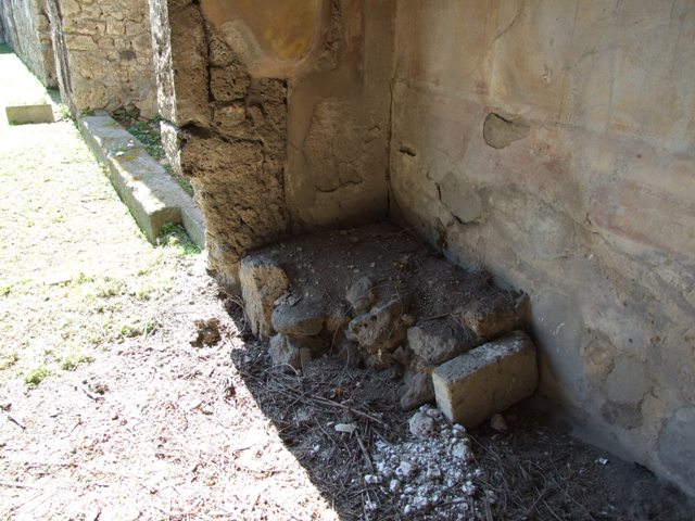 VII.2.16 Pompeii. March 2009. Room 20, south west corner of triclinium, and looking south along west portico.