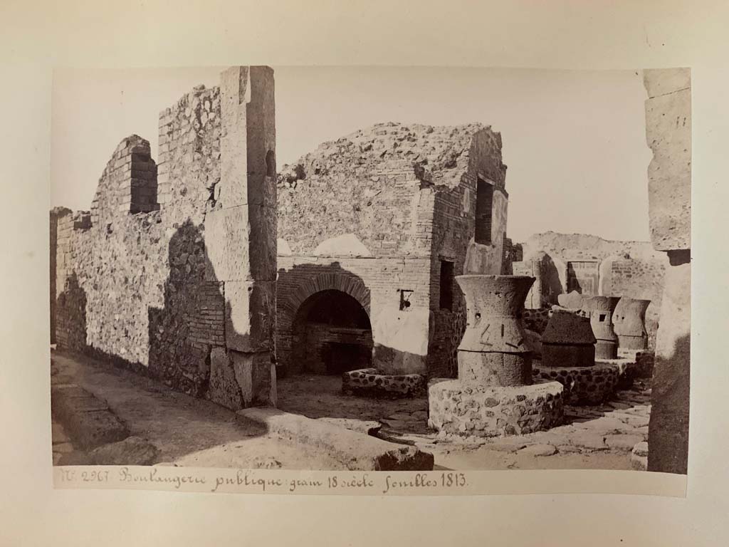VII.2.22 Pompeii. Photograph by M. Amodio from an album dated April 1878.
Looking north from entrance doorway along front façade on east side of Vicolo Storto. Photo courtesy of Rick Bauer.
