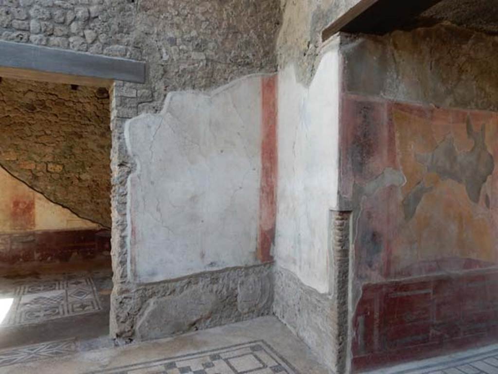 VII.2.45 Pompeii, May 2018. 
Doorway to triclinium, on left, south-east corner of atrium, and doorway to entrance corridor, on right.
Photo courtesy of Buzz Ferebee.
