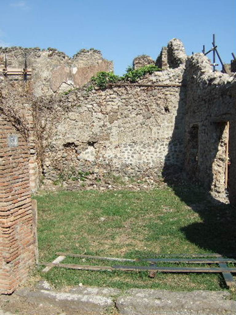 VII.3.34 Pompeii. September 2005. Entrance.

