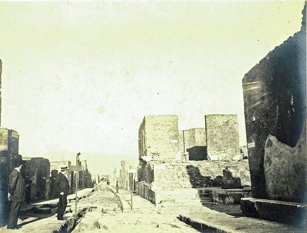 VII.4.1 Pompeii. About 1909, looking east towards crossroads outside entrance. Photo courtesy of Rick Bauer.