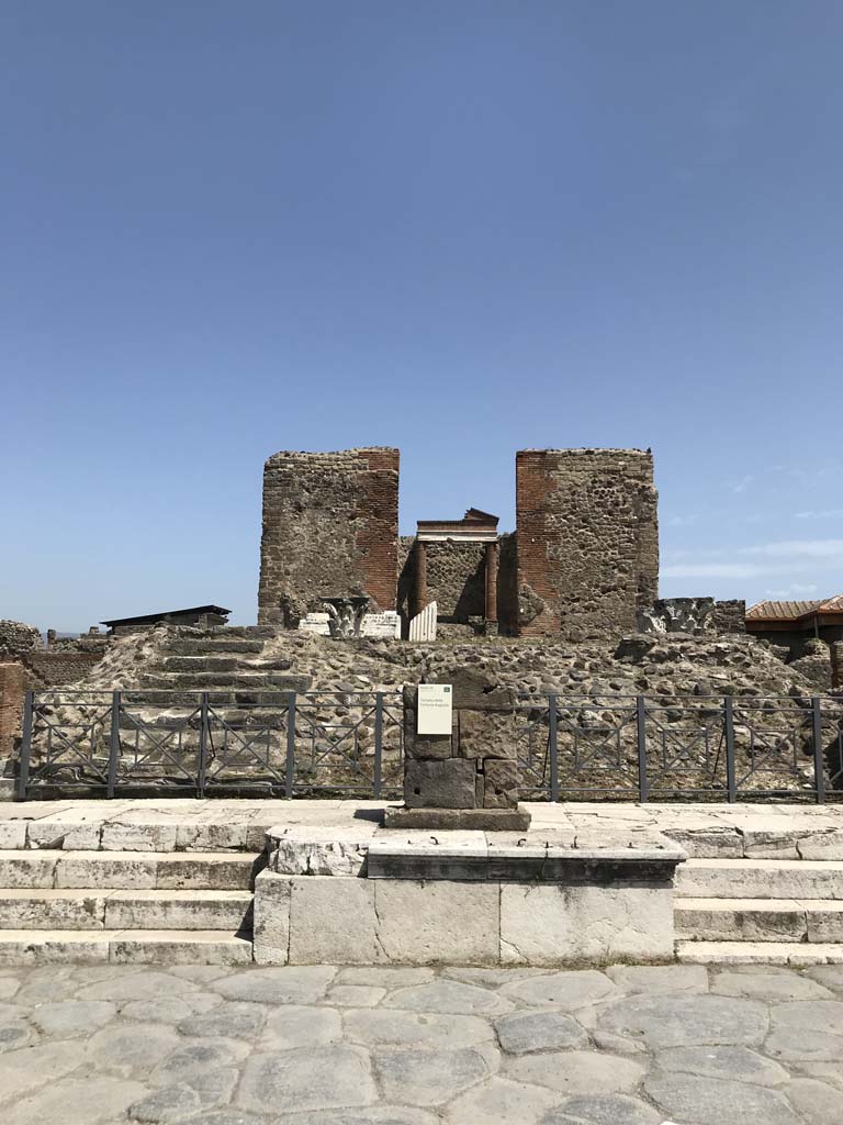 VII.4.1 Pompeii. April 2019. Looking east from Via del Foro. Photo courtesy of Rick Bauer.