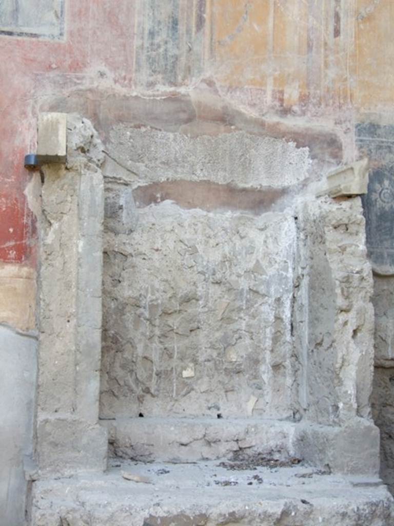 VII.4.31 Pompeii. March 2009. Niche of lararium. According to Boyce, this was a rectangular niche, the sides of which were reported to have been originally covered with marble. See Boyce G. K., 1937. Corpus of the Lararia of Pompeii. Rome: MAAR 14. (p.66) 
