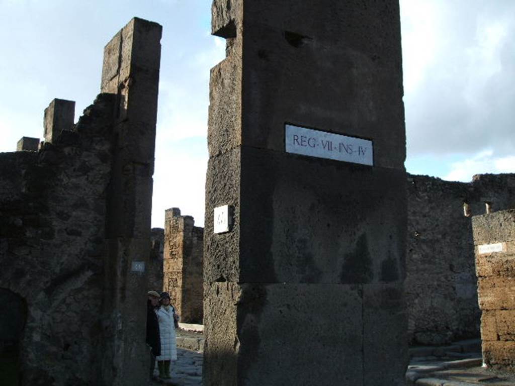 VII.4.45 Pompeii. December 2004. Looking west across entrance towards other entrance on Via della Fortuna at VII.4.46.