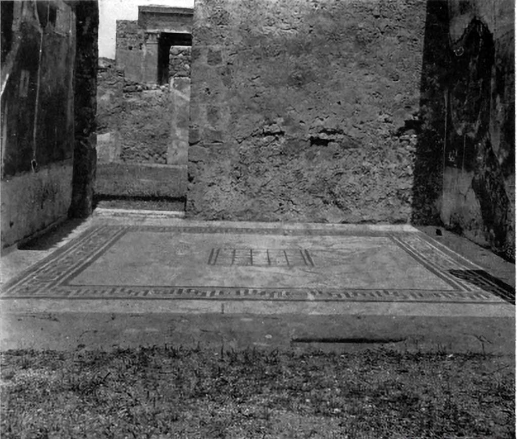 VII.4.59 Pompeii. c.1930. Oecus m, looking north across oecus from peristyle towards doorway to ala k and atrium.
See Blake, M., (1930). The pavements of the Roman Buildings of the Republic and Early Empire. Rome, MAAR, 8, (pp.81,84 & pl.16, tav.3).
