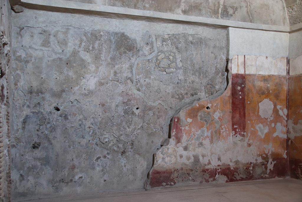 VII.5.8 Pompeii. October 2024. Tepidarium 49, looking towards east wall. Photo courtesy of Klaus Heese.