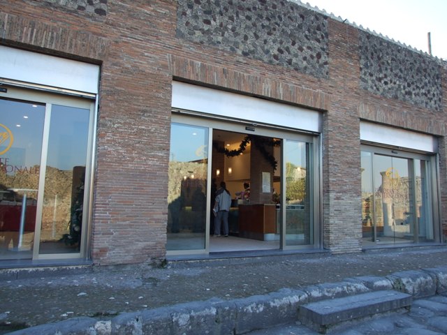 VII.5.19 Pompeii. December 2007. Entrance to modern restaurant on Via del Foro (centre door).