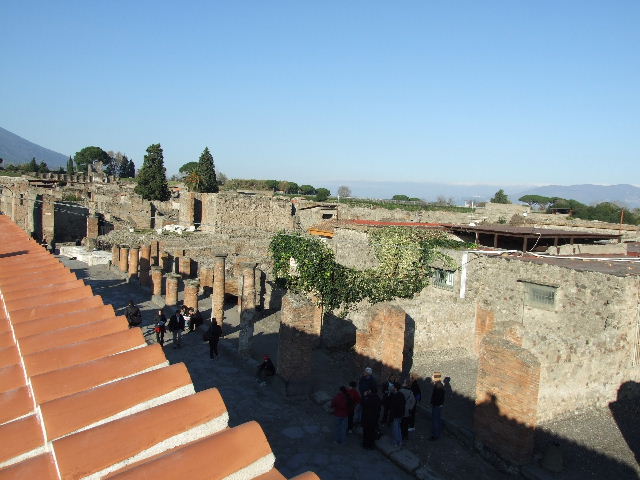 VII.5.19 Pompeii. December 2007. View looking north east from roof of new restaurant.