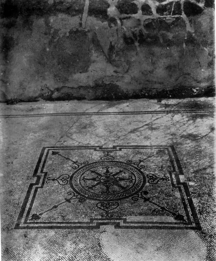 VII.7.2 Pompeii. Drawing of plan.
See Notizie degli Scavi di Antichità, 1942, (p. 404-415, and plan as above, on p.408).
