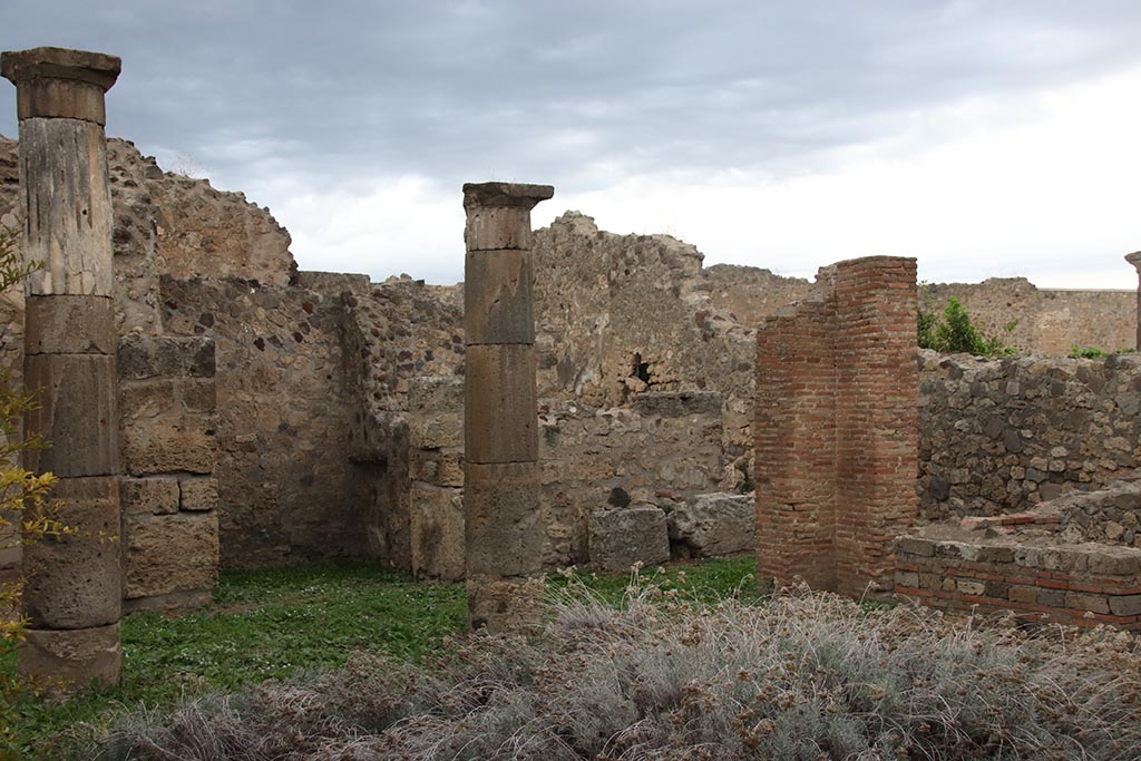 VII.7.2 Pompeii. October 2024. Looking north-east across peristyle towards room “z”, on left. Photo courtesy of Klaus Heese.