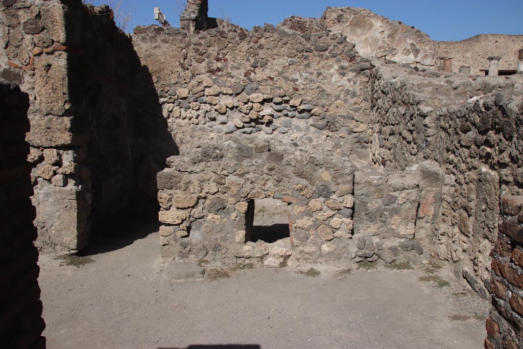 VII.7.9 Pompeii. December 2018. Looking towards north wall of room on south-east side, and into rear room. Photo courtesy of Aude Durand.