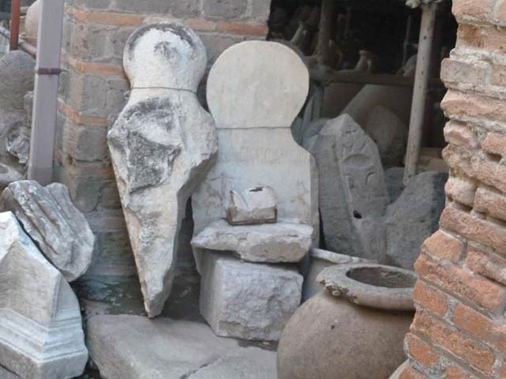 VII.7.30 Pompeii. September 2015. Stored objects.