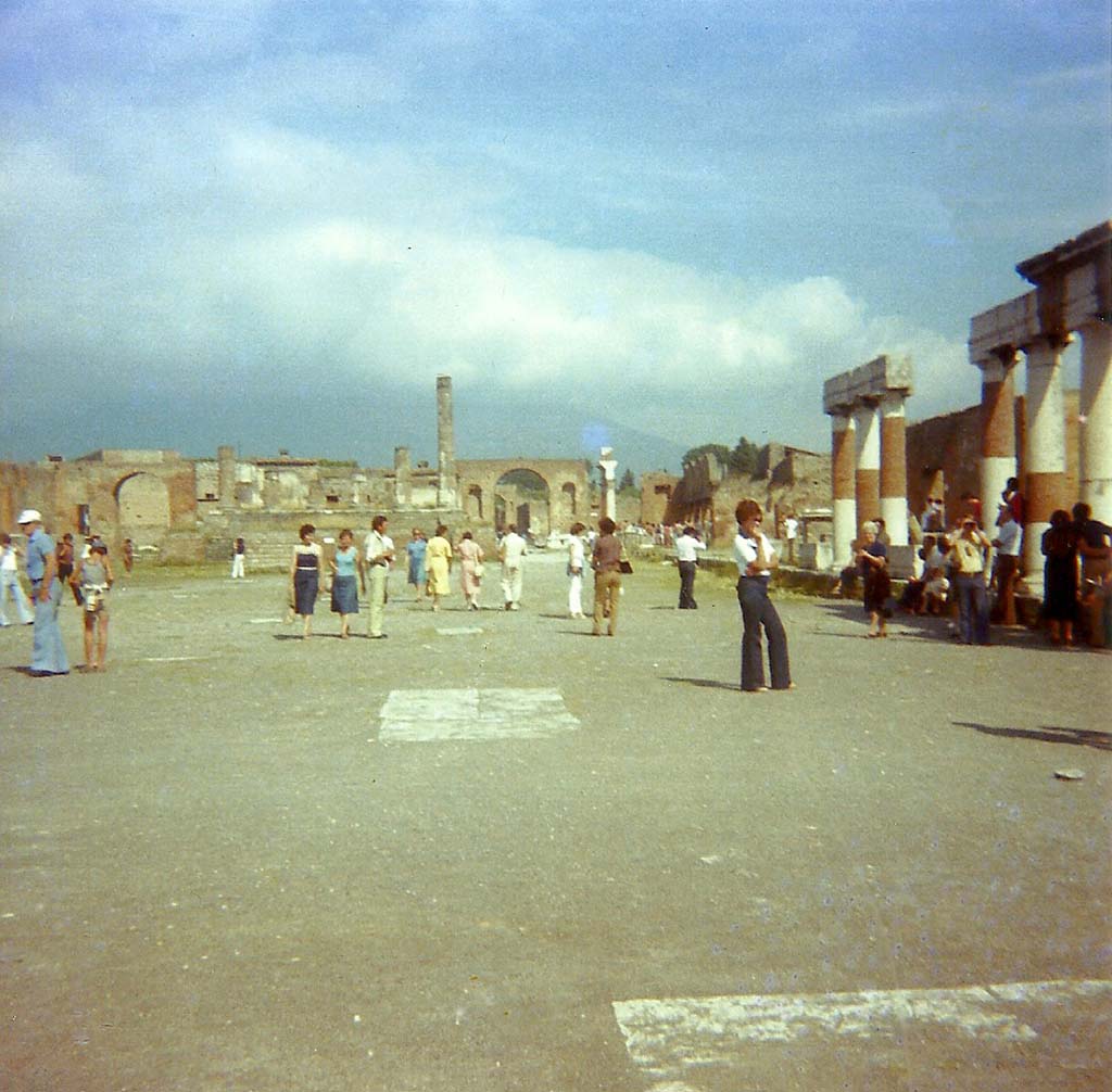 VII.8 Pompeii Forum, 1972. Looking north along east side. Photo by Stanley A. Jashemski. 
Source: The Wilhelmina and Stanley A. Jashemski archive in the University of Maryland Library, Special Collections (See collection page) and made available under the Creative Commons Attribution-Non Commercial License v.4. See Licence and use details. J72f0224
