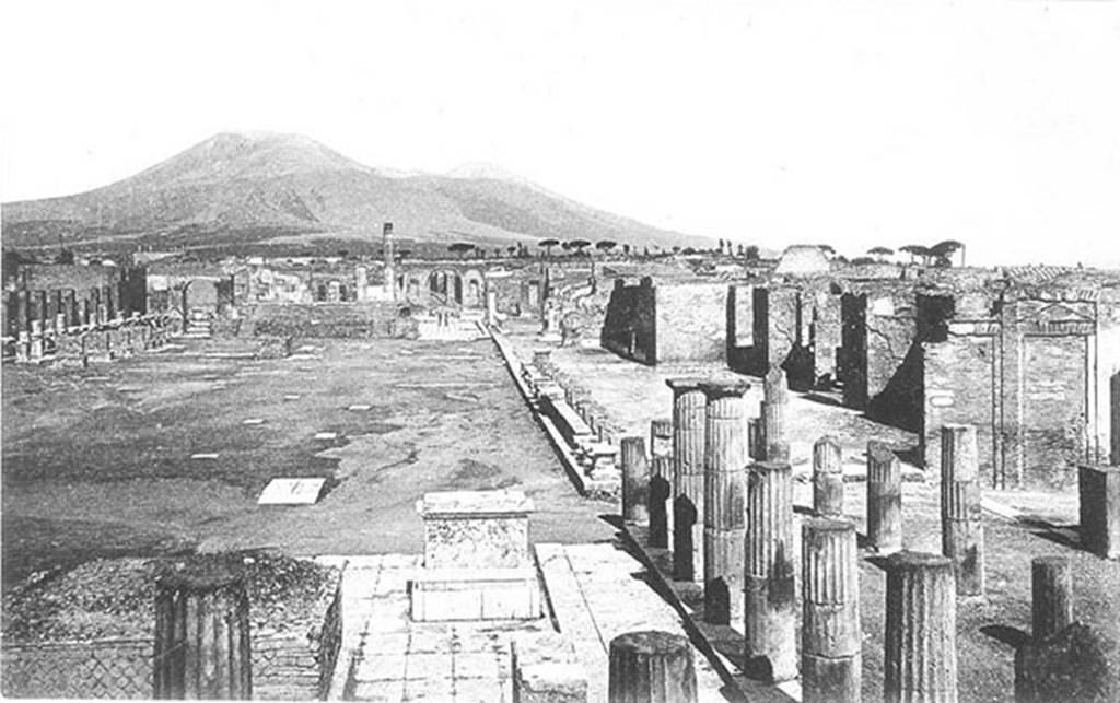 VII.8 Pompeii Forum. August 27, 1904. Looking south along east side towards the south-east corner of the Forum, and Via delle Scuole.
Photo courtesy of Rick Bauer.
