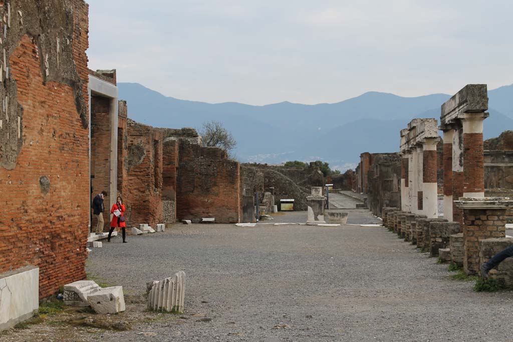 VII.8.00, Pompeii. March 2019. Looking south-west across east side of Forum, from Eumachia’s portico.   
Foto Anne Kleineberg, ERC Grant 681269 DÉCOR.
