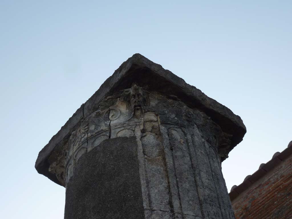 VII.8 Pompeii Forum. December 2018. Looking north-east from south-west corner. Photo courtesy of Aude Durand.
On the west side, centre left, the columns of the Forum were replaced. On the south side, on the right, the original columns of the portico still remains.
“The ancient portico of the Forum of Pompeii, of tufa covered with stucco, of Greek (Doric) style, in later times was largely replaced, or it probably all had to be, by a portico in that limestone, called travertine in Naples, of heavier and less beautiful form, but of more solid and perfect construction. 
On the entire west side, the ancient portico was demolished – still recognizable by the bases remaining in place – and they built or began to build the new one. On the south side, and on that part of the east side that is south of the road called Via dell'Abbondanza, the ancient portico remained.” 
(L’antico portico del Foro di Pompei, di tufo rivestito di stucco, di stile greco (dorico), in epoca posteriore fu in gran parte rimpiazzato, o doveva esserlo probabilmente tutto, da un portico in quella pietra calcare che a Napoli si chiama travertino di forme più pesanti e poco belle, ma di costruzione più solida e perfetta. Sul intera lato ovest fu demolito l’antico portico – riconoscibile ancora dalle basi rimaste al posto – e costruito, o cominciato a costruire quello nuovo. Sul lato sud, e su quello parte del lato est che sta a sud della strada detta – dell’Abbondanza, rimase il portico antico.)
See Mau, in Bullettino dell’Instituto di Corrispondenza Archeologica (DAIR), 06, 1891, (p.168).
