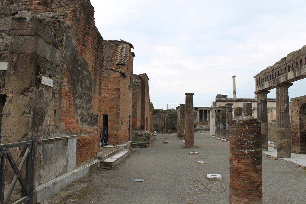 VII.8 Pompeii Forum. Looking towards the south-west corner of the Forum. Photo courtesy of Rick Bauer.