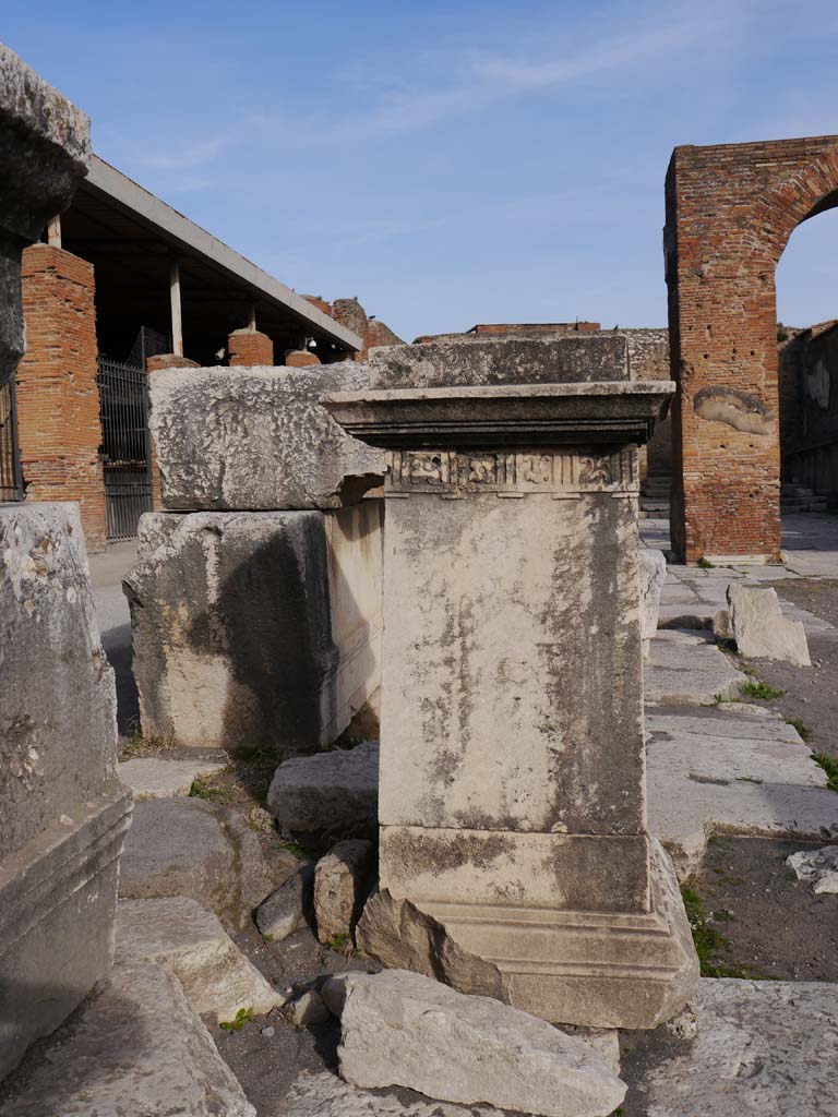 VII.8 Pompeii Forum. Pedestal base for statue in north-west corner. 
Photographed 1970-79 by Günther Einhorn, picture courtesy of his son Ralf Einhorn.
