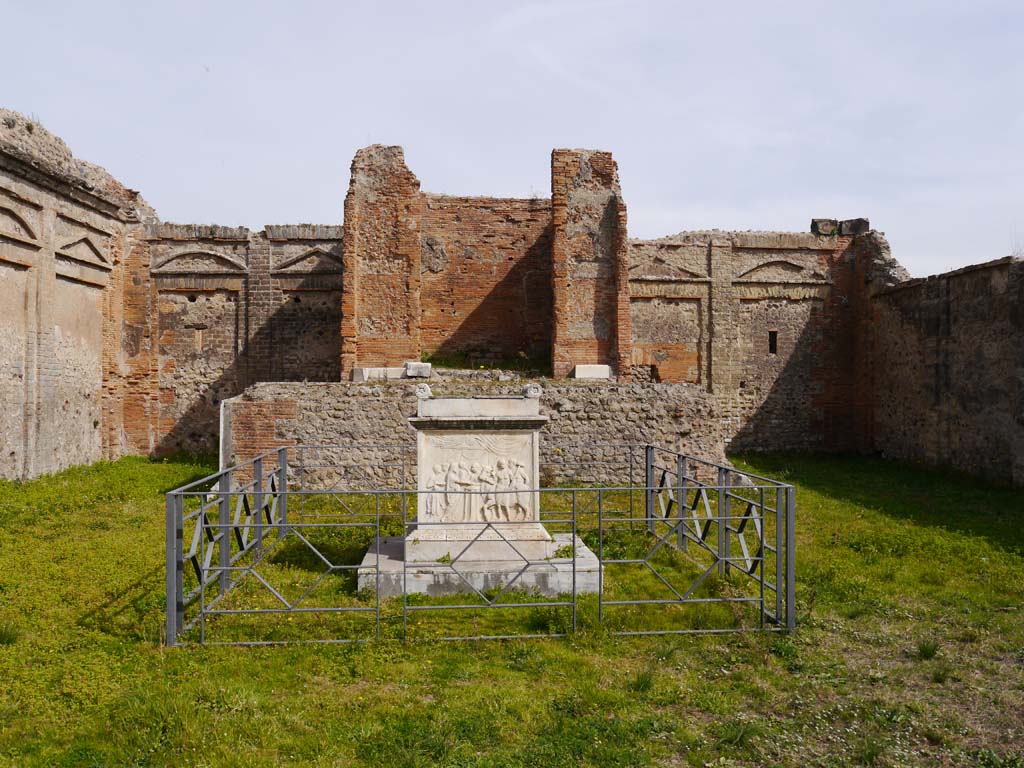 VII.9.2 Pompeii. March 2019. Looking east.
Foto Anne Kleineberg, ERC Grant 681269 DÉCOR.
