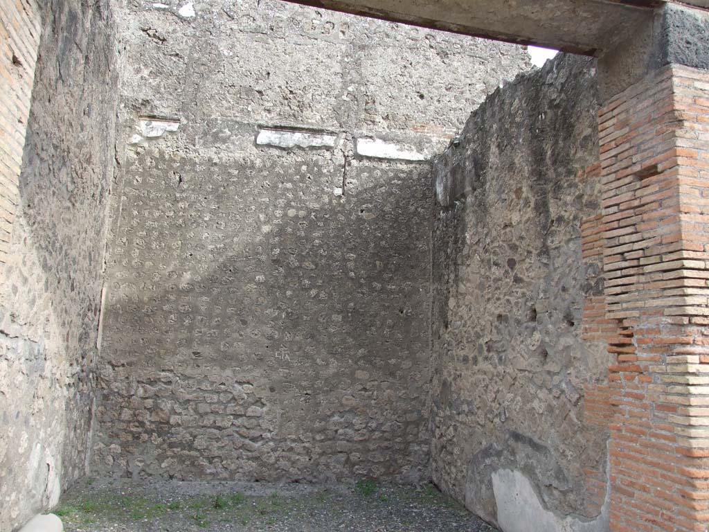 VII.9.9 Pompeii. December 2007. North wall and north-east corner.
