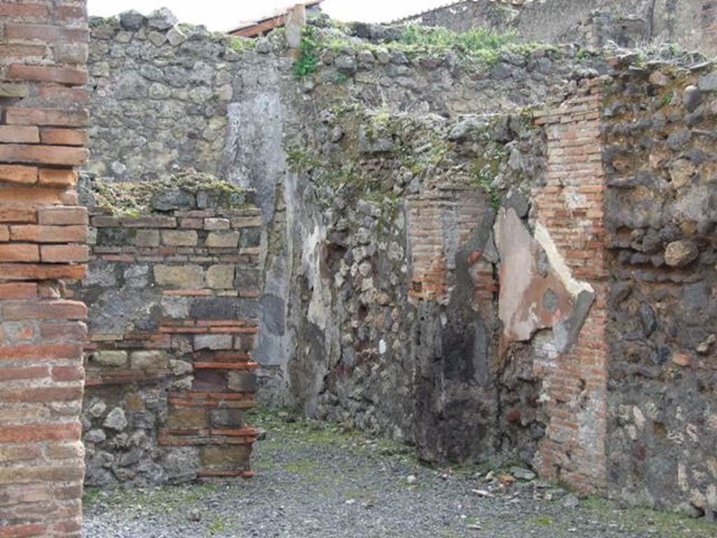 VII.9.29 Pompeii.  March 2009.  Doorway to rear room in south wall.