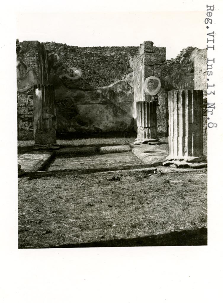 VII.13.8 Pompeii.  Atrium, Impluvium and Tablinum.  Photographed 1970-79 by Günther Einhorn, picture courtesy of his son Ralf Einhorn.

