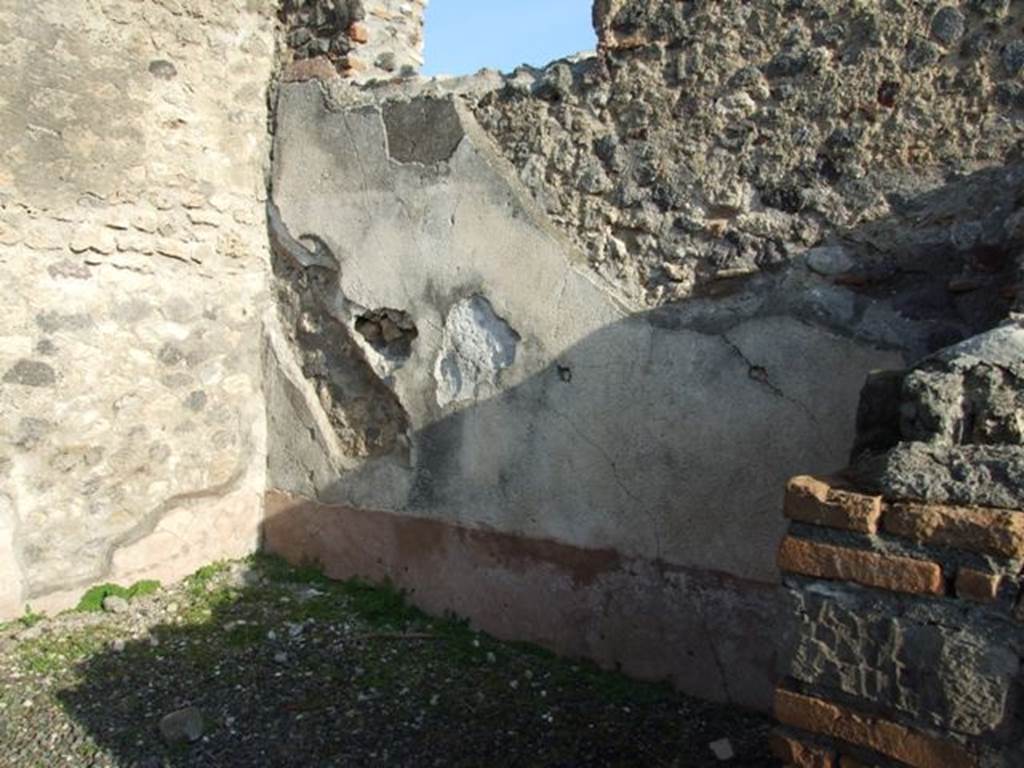 VII.13.10 Pompeii. December 2007. East wall of rear room, with window.