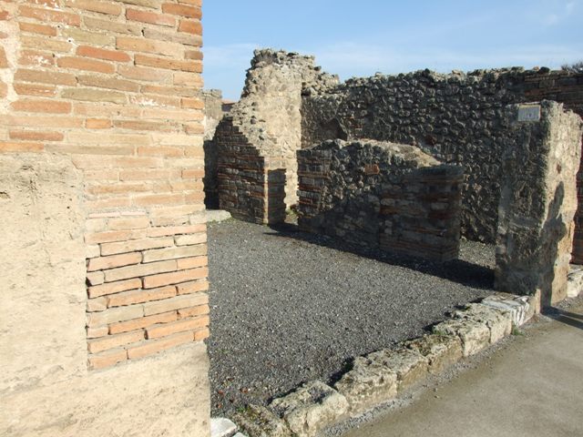 VII.14.6 Pompeii. December 2007. Looking east to entrance doorway, and east wall.