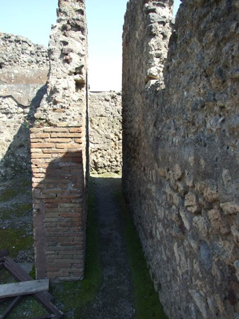 VII.14.9 Pompeii.  March 2009.  Room 16.  Corridor leading east to kitchen area.