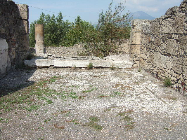 VII.15.2 Pompeii. May 2018. Looking towards east wall of tablinum, from atrium. Photo courtesy of Buzz Ferebee. 