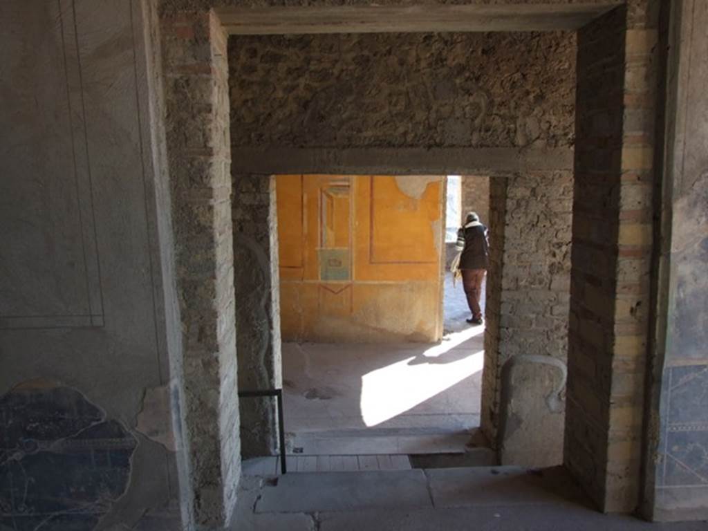 VII.16.17-22 Pompeii. December 2007. South wall, looking through doorway, across corridor, and through other doorway.