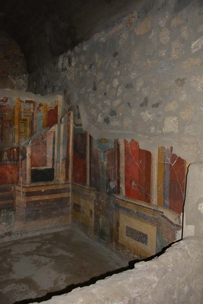 VII.16.22 Pompeii. October 2018. Looking towards south wall.
Foto Annette Haug, ERC Grant 681269 DÉCOR.
