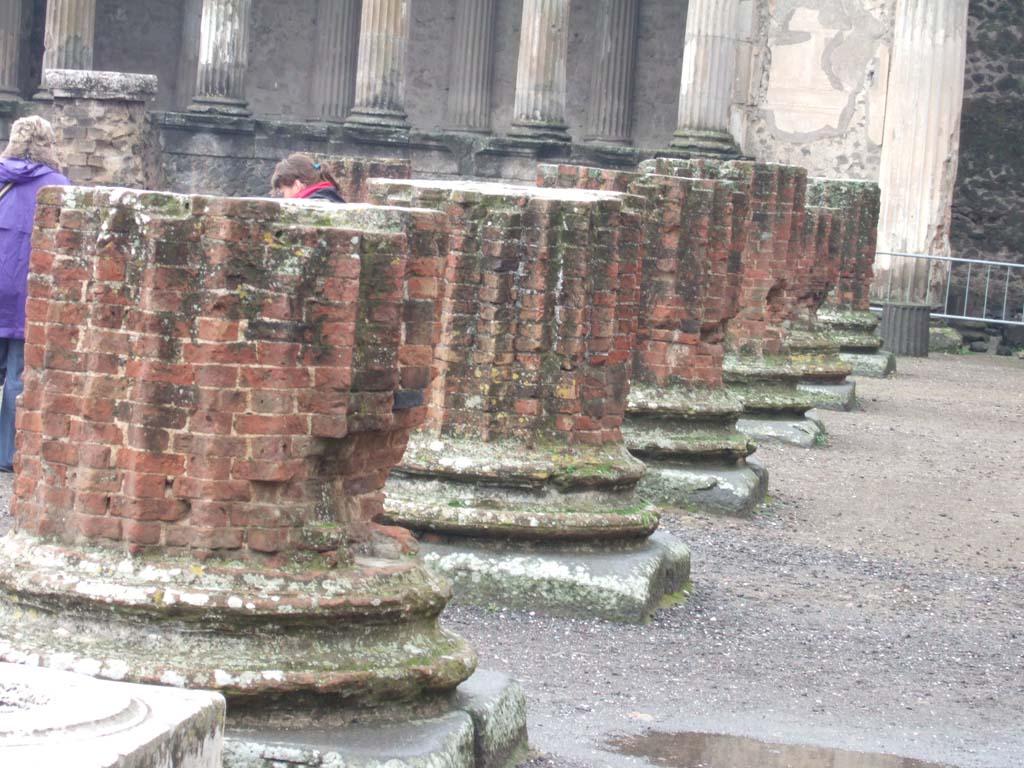 VIII.1.1 Pompeii. December 2005. Basilica, column bases. Looking west.