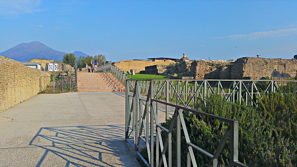 VIII.1.3 Pompeii. 2017/2018/2019. Looking north from exit of site, with Temple of Venus, on right. Photo courtesy of Giuseppe Ciaramella.