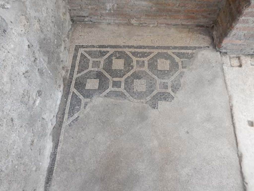 VIII.2.1 Pompeii. May 2018. West end of corridor in south-east corner of atrium, and linked to VIII.2.2.  Photo courtesy of Buzz Ferebee.
