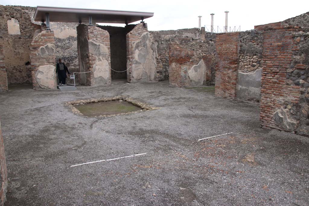 VIII.2.3 Pompeii. December 2005. West wall of tablinum, corridor to peristyle, and west wall of atrium in north-west corner.


