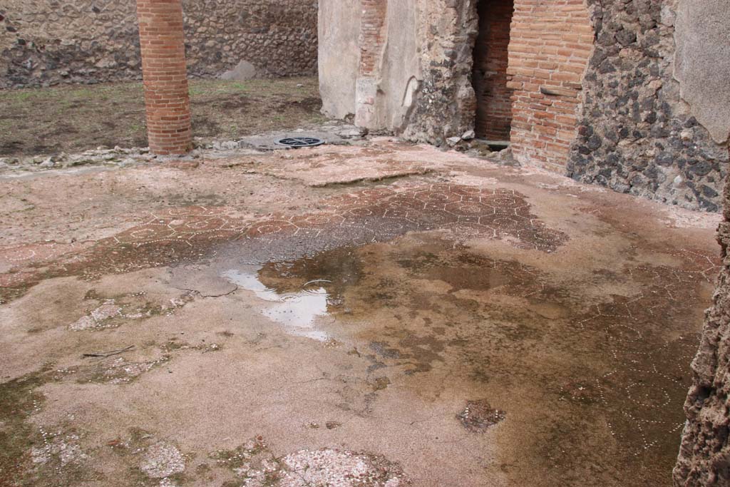 VIII.2.13 Pompeii. October 2020. Flooring in triclinium and portico. Photo courtesy of Klaus Heese.