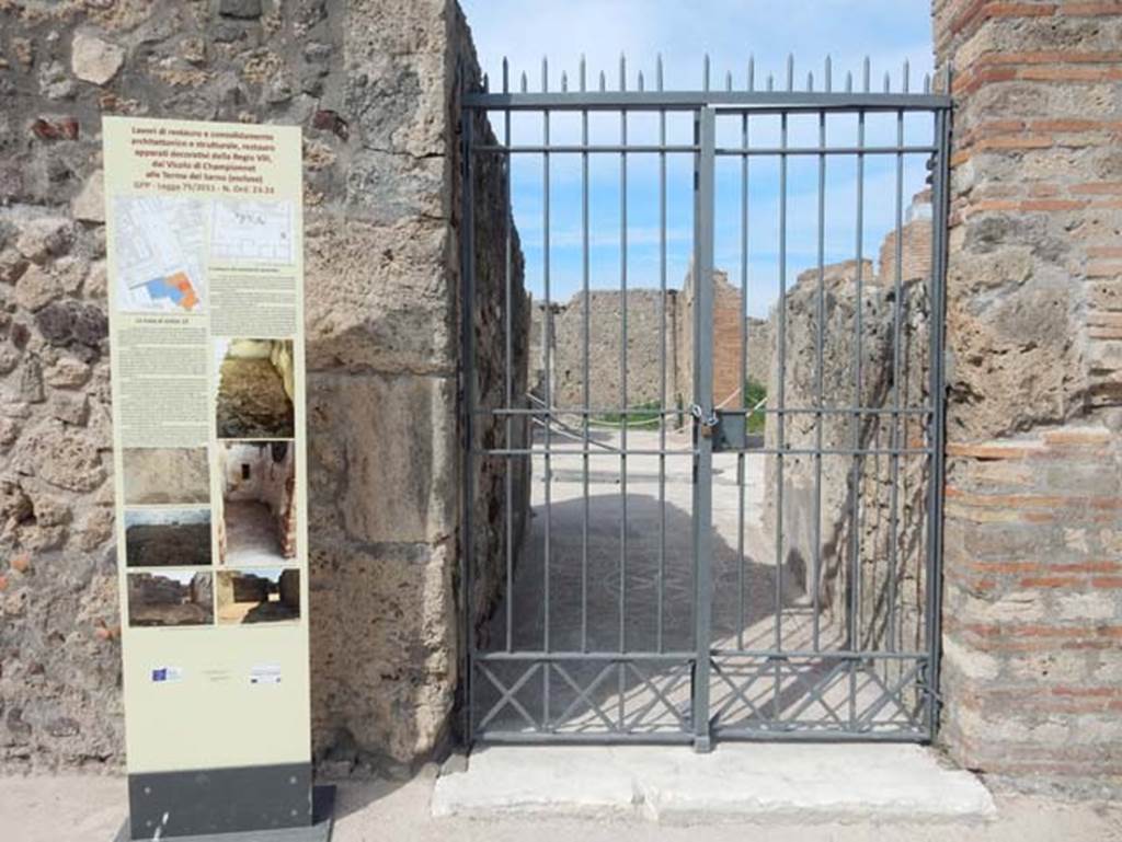 VIII.2.13 Pompeii. May 2017. Looking towards entrance doorway on west side of Via delle Scuole.  Photo courtesy of Buzz Ferebee.
