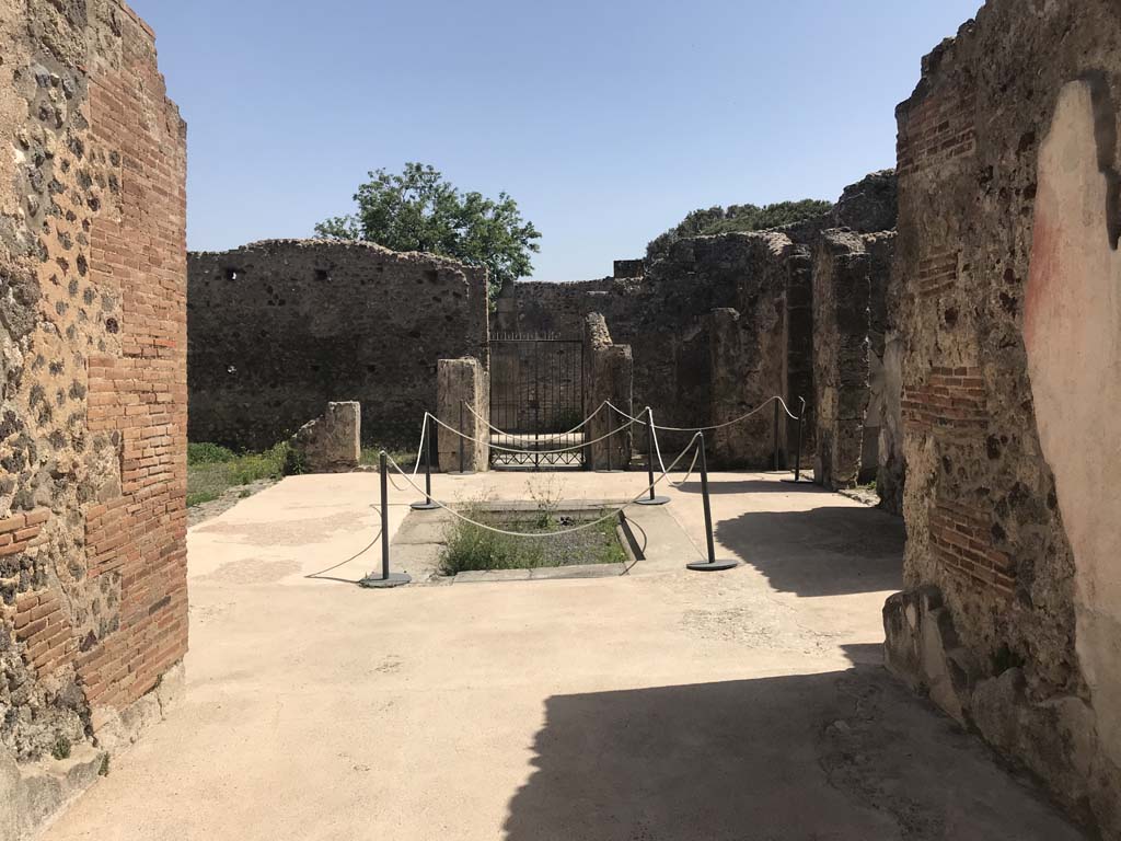 VIII.2.13 Pompeii. May 2018. Looking south-east across atrium towards entrance doorway, on left, and doorways to other rooms. Photo courtesy of Buzz Ferebee.

