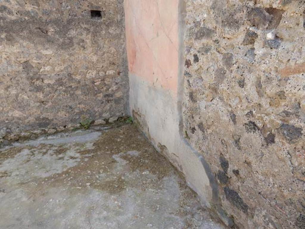VIII.2.13 Pompeii. October 2020. Doorway to room on south side of atrium.
Photo courtesy of Klaus Heese.

