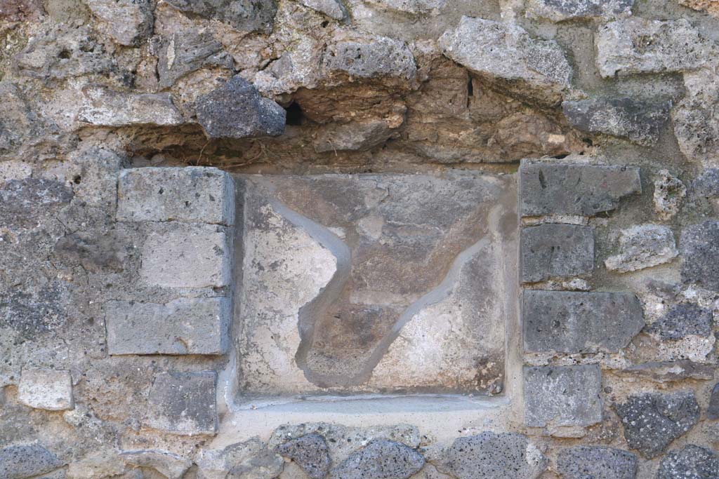 VIII.2.14 Pompeii. May 2018. Detail of niche/recess in rear wall. Photo courtesy of Buzz Ferebee.