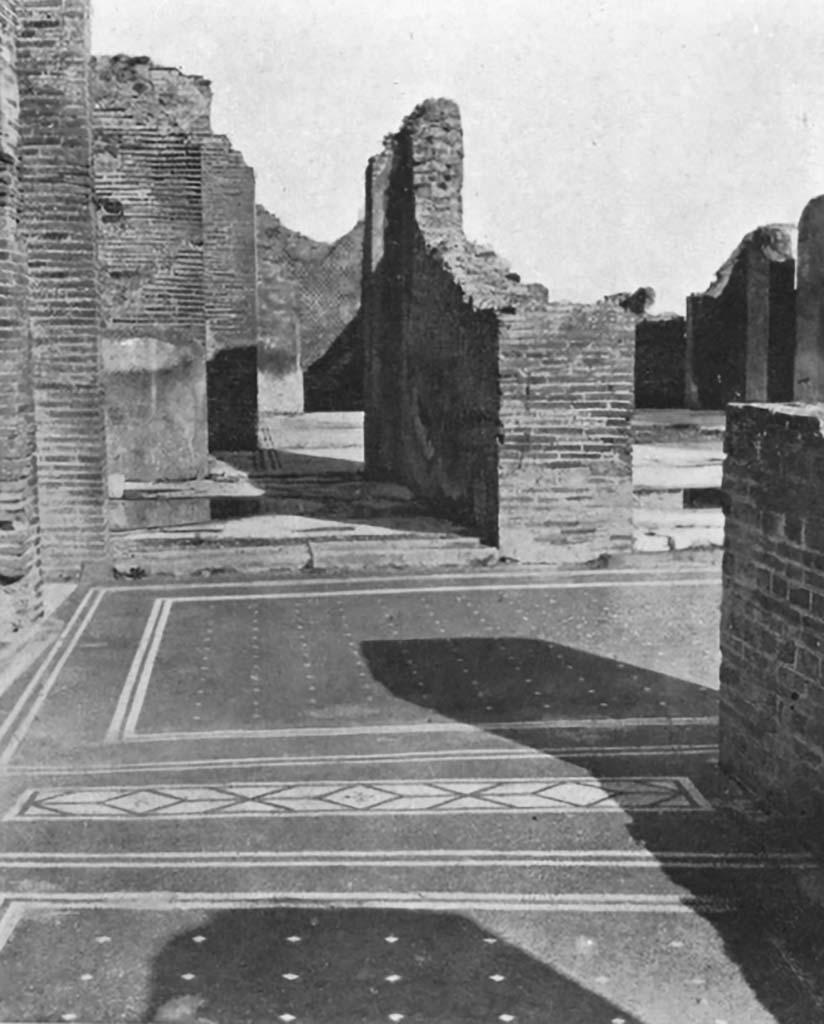VIII.2.16 Pompeii. May 2018. North-west corner of cubiculum in north-east corner of atrium. Photo courtesy of Buzz Ferebee.
