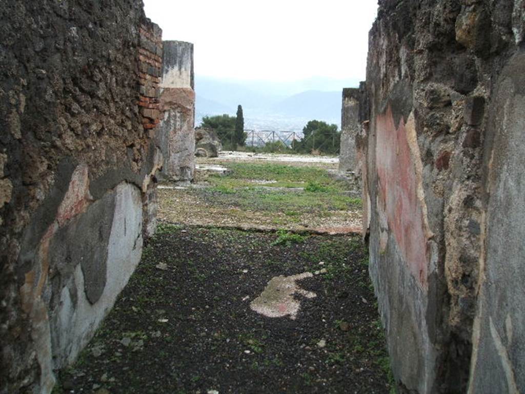 VIII.2.28 Pompeii. December 2018. 
Looking south across site of impluvium in atrium towards site of tablinum. Photo courtesy of Aude Durand.
