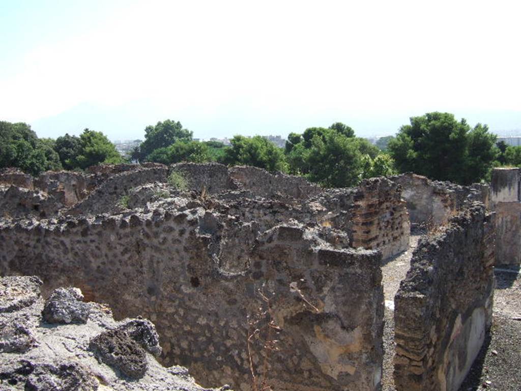 VIII.2.28 Pompeii and VIII.2.29. September 2005. Looking south-east from Casa della Regina Carolina.