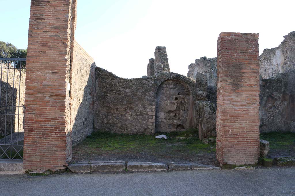 VIII.3.3, Pompeii. December 2018. Looking south towards entrance doorway. Photo courtesy of Aude Durand.